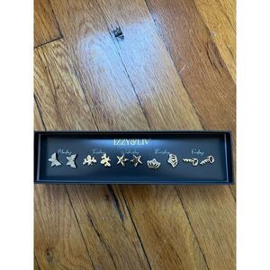 IZZY &LIV 18k Gold Plated Earrings